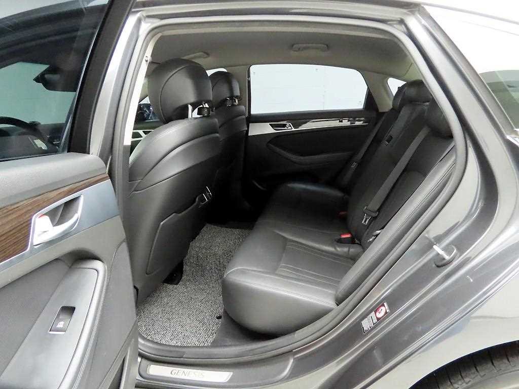 제네시스 G80 3.3 GDI AWD 럭셔리 이미지 14