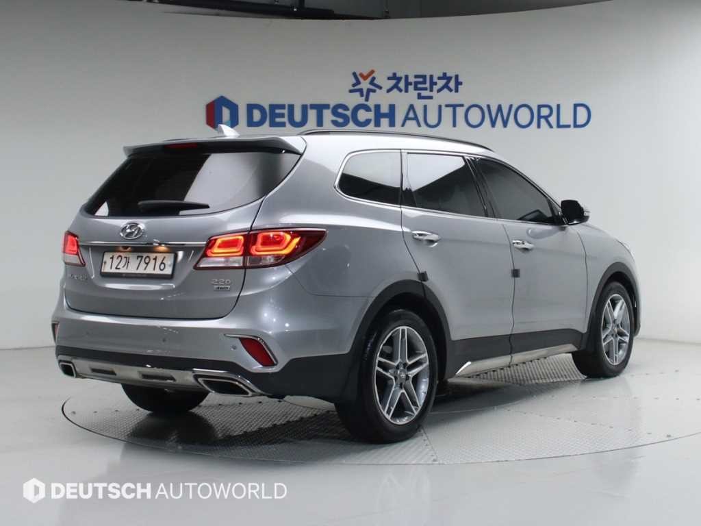 현대 맥스크루즈 더뉴맥스크루즈 E-VGT R2.2 4WD 프레스티지 이미지 2