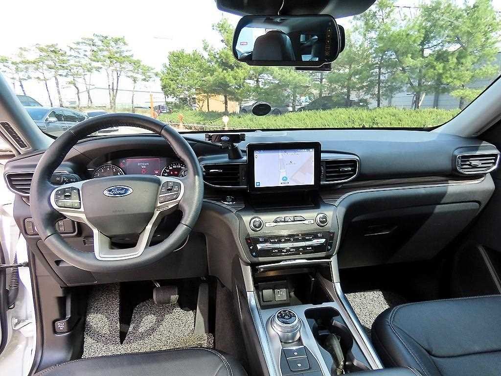 포드 익스플로러 익스플로러 6세대 2.3 AWD 리미티드 이미지 7