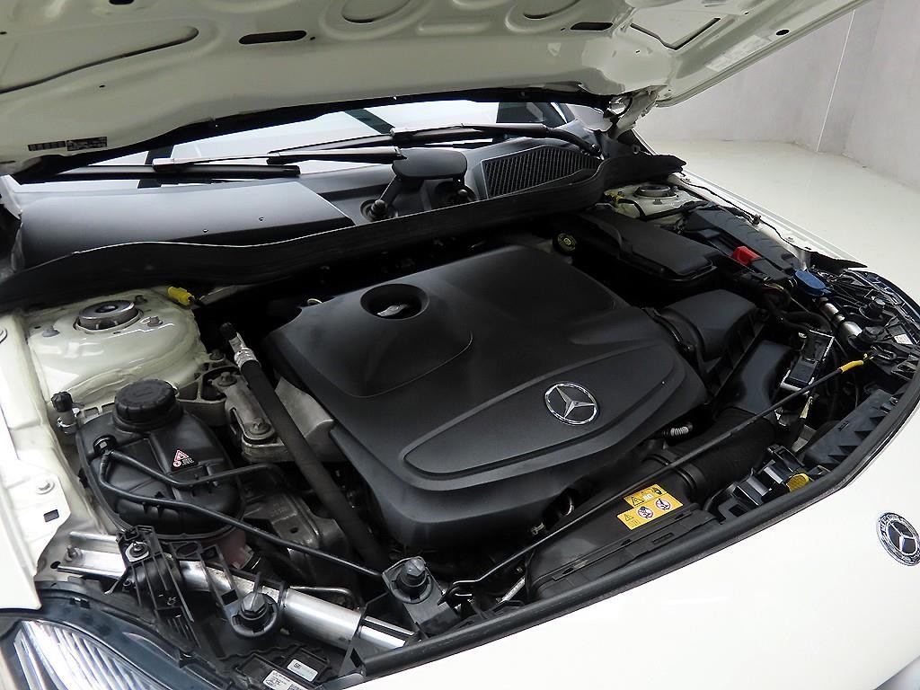 벤츠 A 클래스 A클래스 W176 A200 AMG LINE 이미지 18