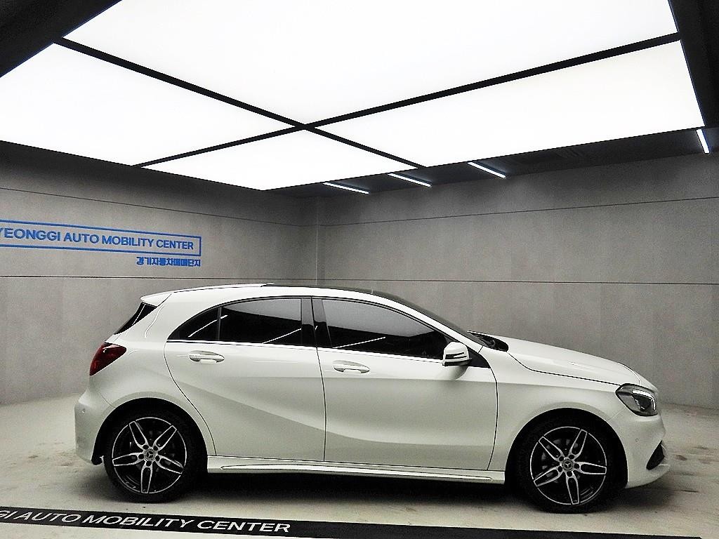 벤츠 A 클래스 A클래스 W176 A200 AMG LINE 이미지 2