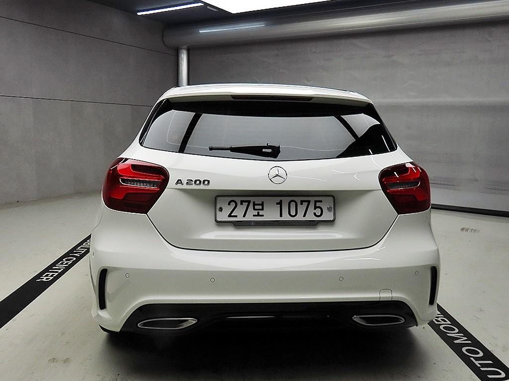 벤츠 A 클래스 A클래스 W176 A200 AMG LINE 이미지 3