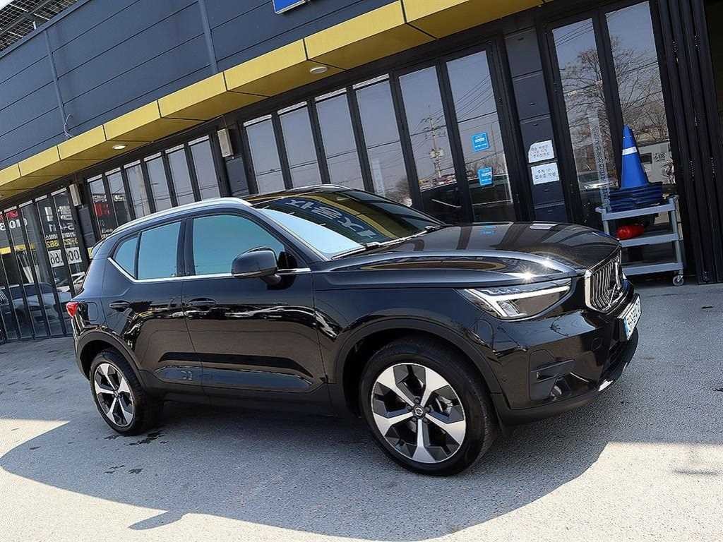 볼보 XC40 B4 AWD 얼티메이트 브라이트 이미지 20