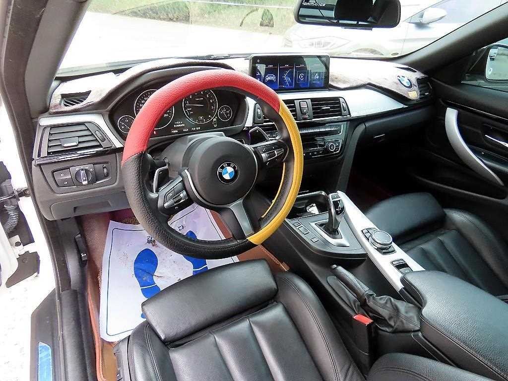 BMW 4시리즈 4시리즈 (F32) 428i 컨버터블 M 스포츠 이미지 11