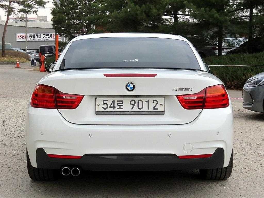 BMW 4시리즈 4시리즈 (F32) 428i 컨버터블 M 스포츠 이미지 4