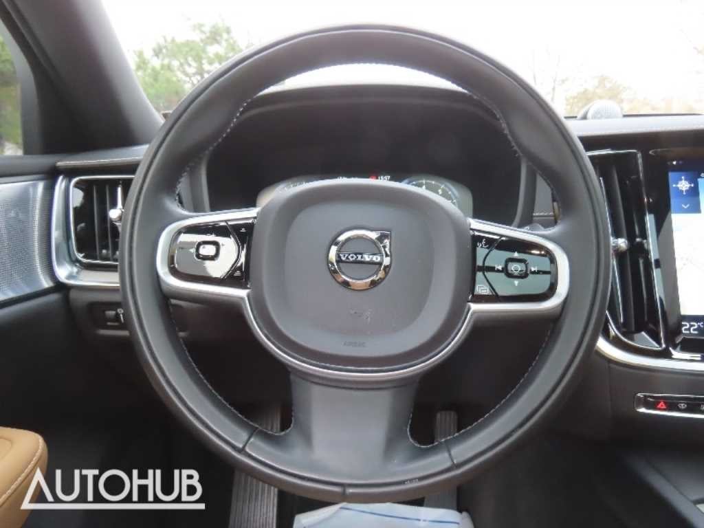 볼보 V60 V60 크로스 컨트리 2세대 2.0 T5 프로 AWD 이미지 17