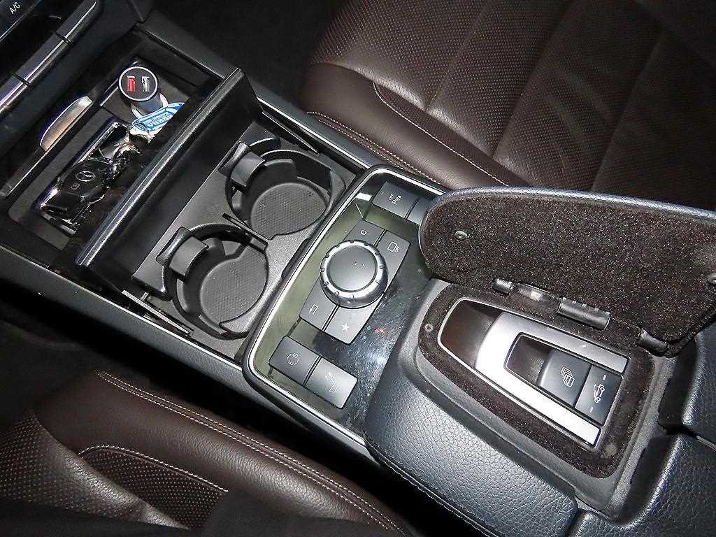 벤츠 E 클래스 E-클래스 W212 E400 카브리올레 이미지 16