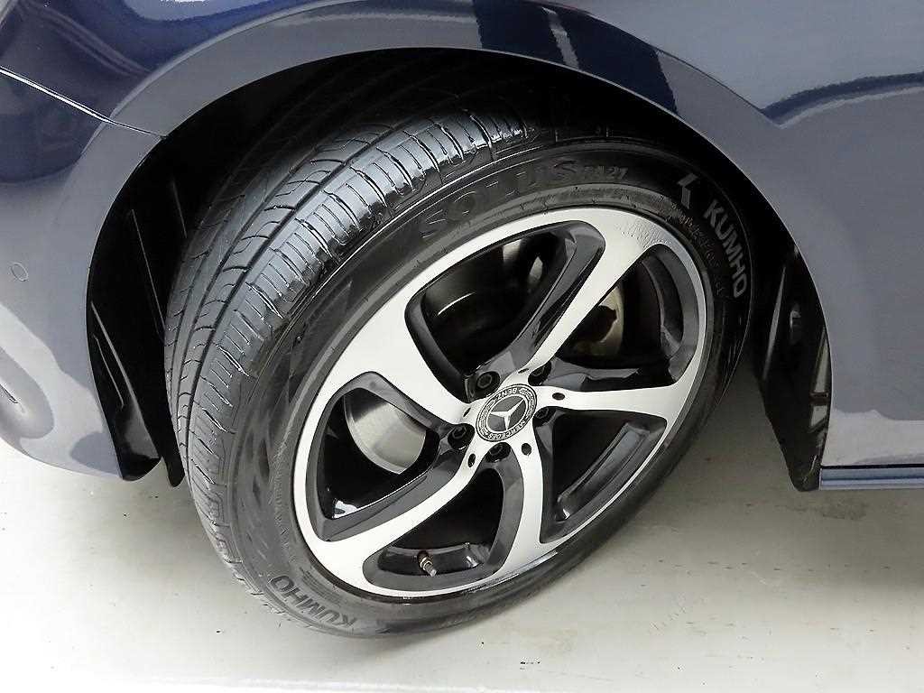벤츠 E 클래스 E-클래스 W213 E250 아방가르드 이미지 19