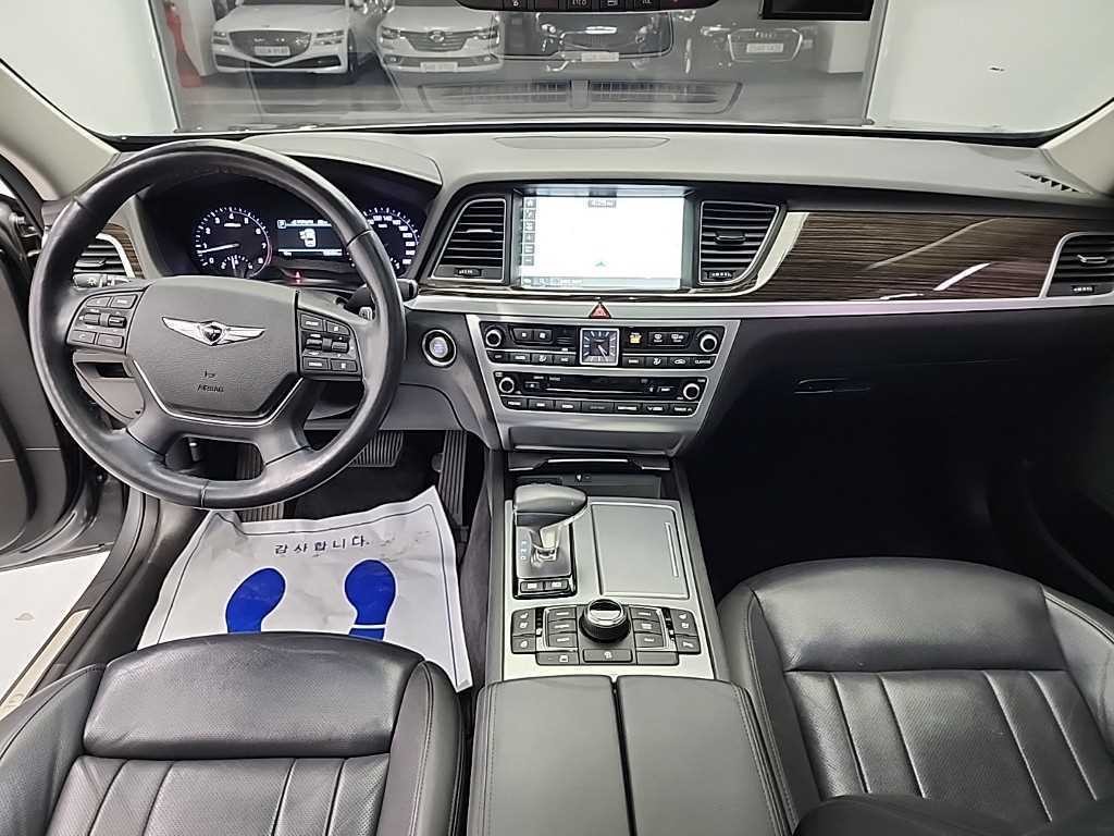 제네시스 G80 3.3 GDI AWD 프리미엄 럭셔리 이미지 8