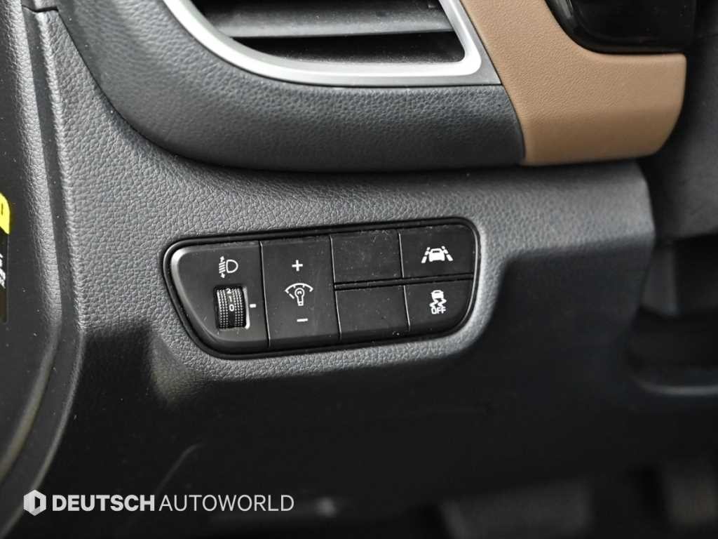 기아 셀토스 가솔린 1.6 터보 4WD 노블레스 이미지 18