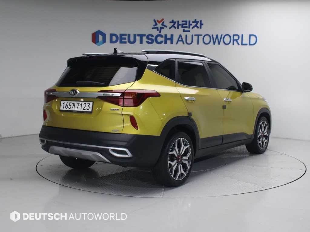 기아 셀토스 가솔린 1.6 터보 4WD 노블레스 이미지 2