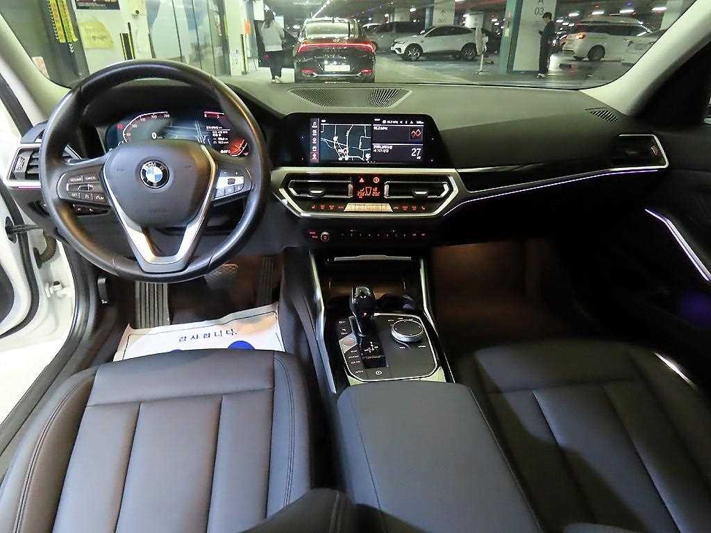 BMW 3시리즈 3시리즈 (G20) 320d 이미지 10