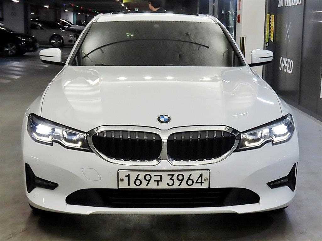 BMW 3시리즈 3시리즈 (G20) 320d 이미지 2