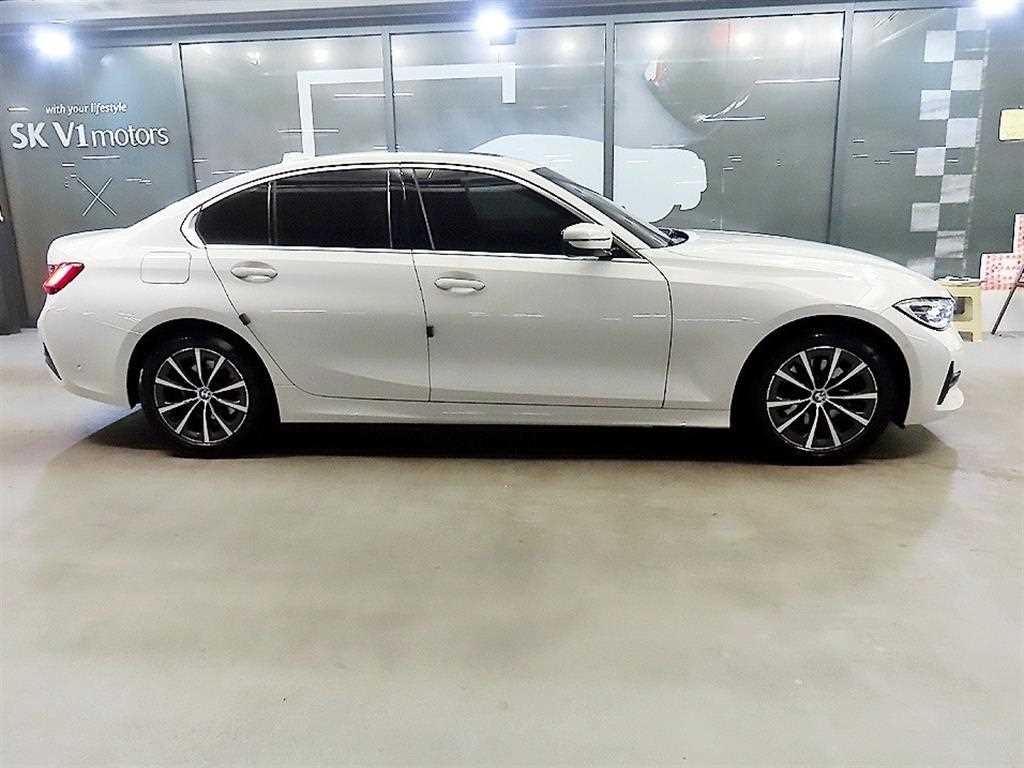 BMW 3시리즈 3시리즈 (G20) 320d 이미지 3