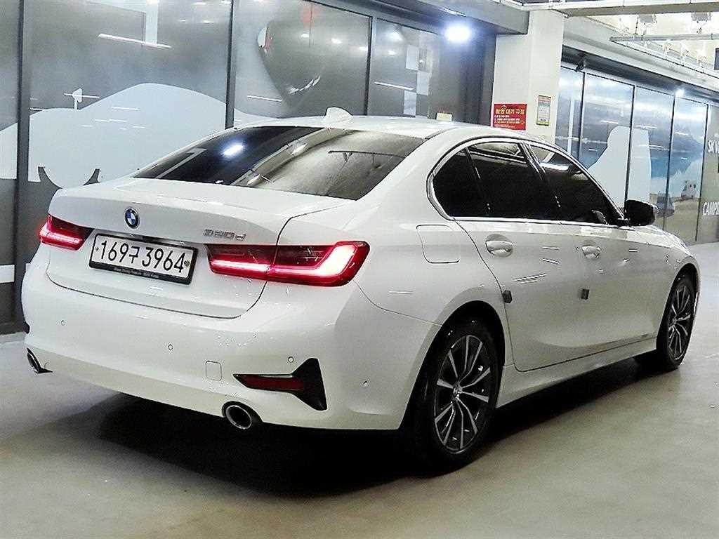 BMW 3시리즈 3시리즈 (G20) 320d 이미지 4