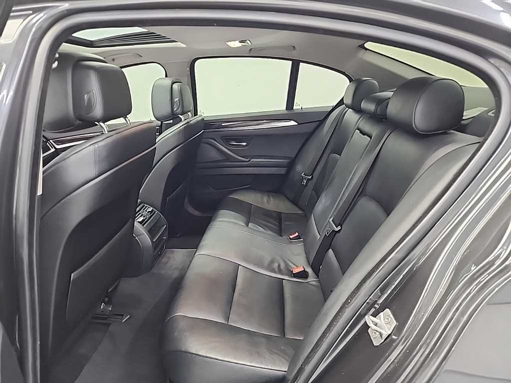 BMW 5시리즈 5시리즈 (F10) 525d xDrive 이미지 12