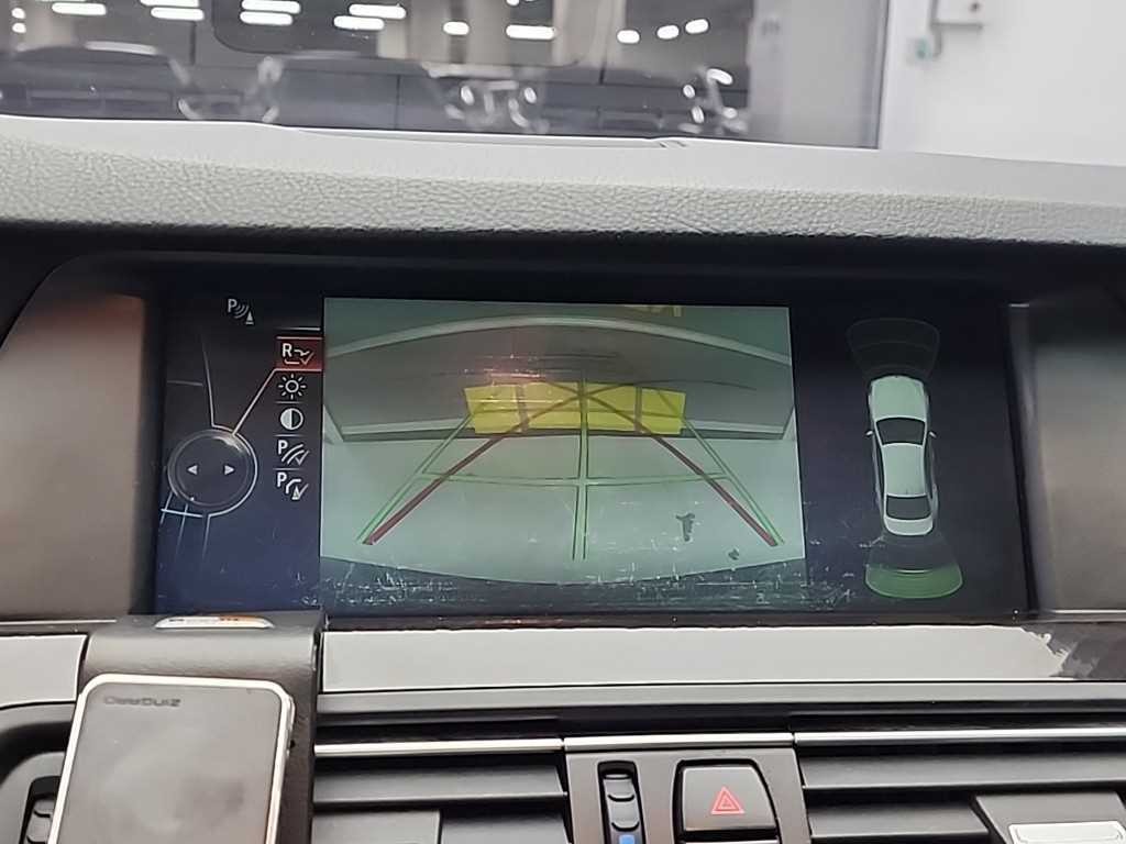BMW 5시리즈 5시리즈 (F10) 525d xDrive 이미지 15