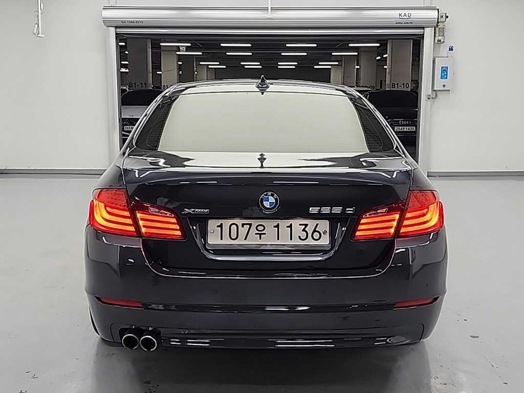 BMW 5시리즈 5시리즈 (F10) 525d xDrive 이미지 3