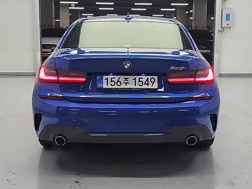 BMW 3시리즈 3시리즈 (G20) 320i M 스포츠 이미지 3