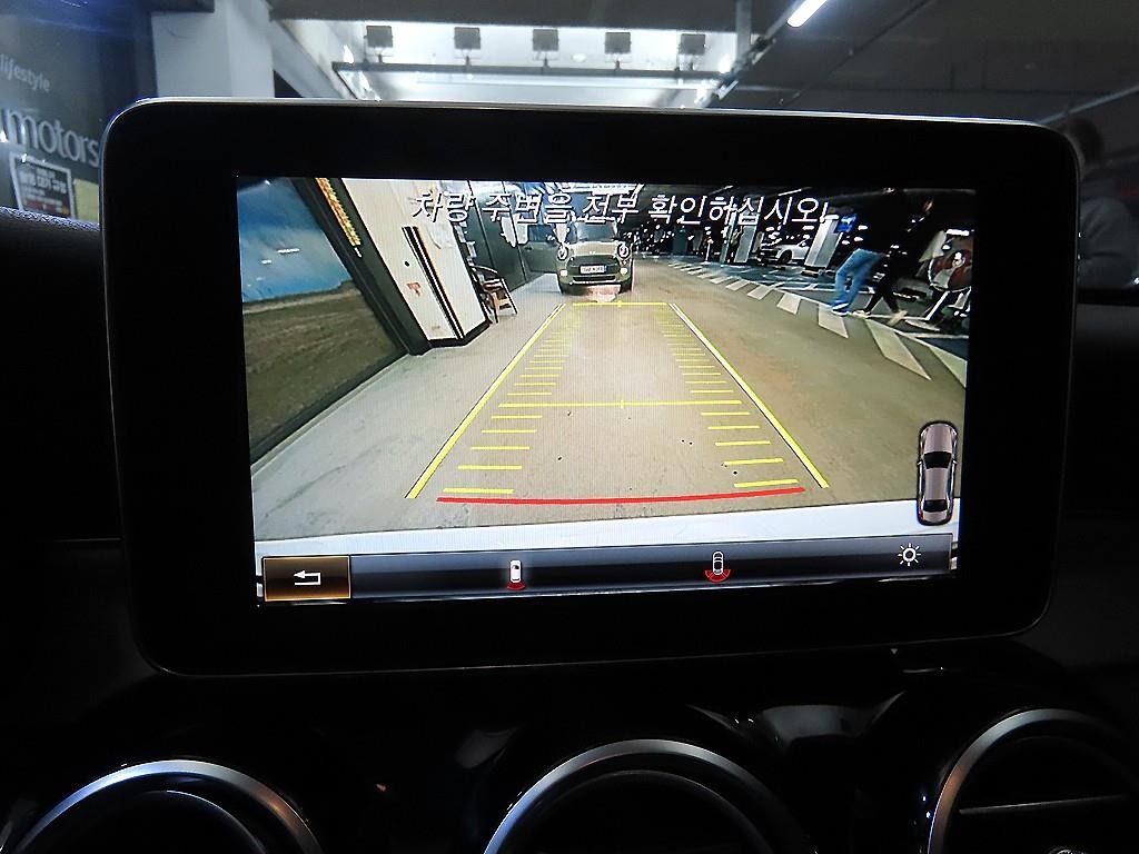 벤츠 C 클래스 C클래스 W205 C350e 이미지 14