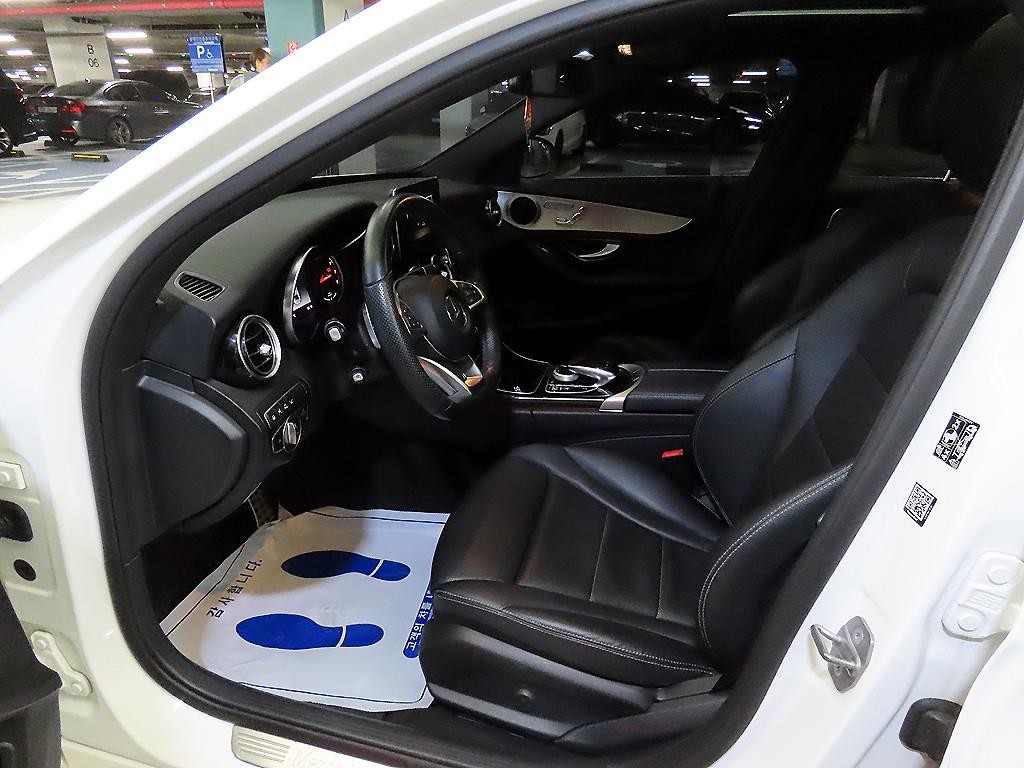 벤츠 C 클래스 C클래스 W205 C350e 이미지 6