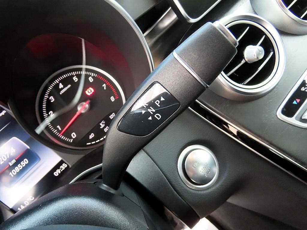 벤츠 C 클래스 C클래스 W205 C200 쿠페 이미지 10
