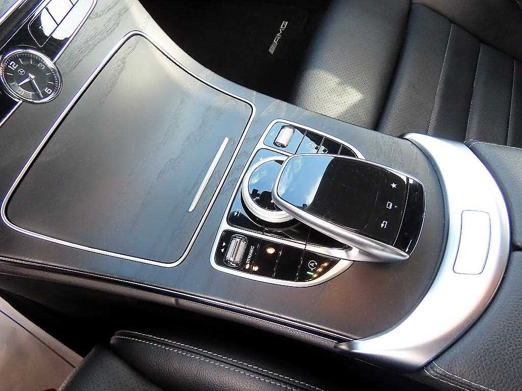 벤츠 C 클래스 C클래스 W205 C200 쿠페 이미지 11