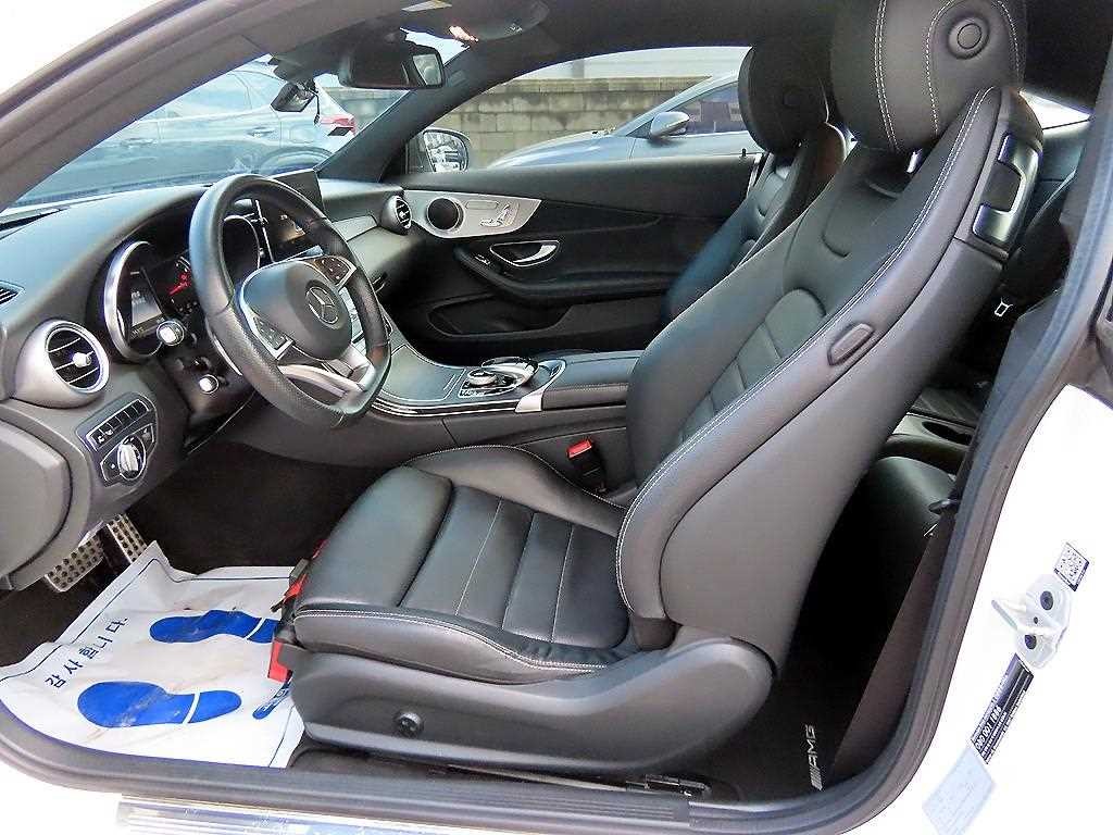 벤츠 C 클래스 C클래스 W205 C200 쿠페 이미지 5