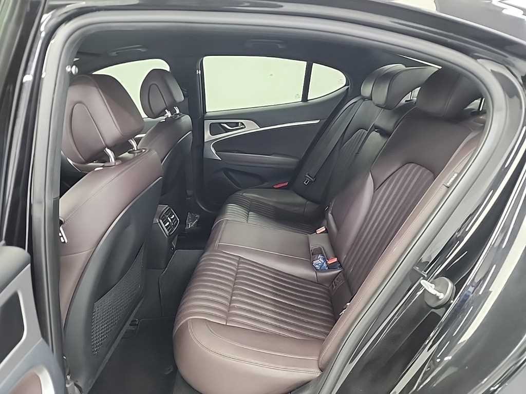 제네시스 G70 더 뉴 G70 가솔린 2.0T 2WD 기본형 이미지 12