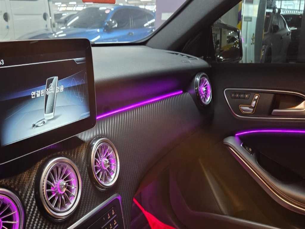 벤츠 A 클래스 A클래스 W176 A45 AMG 4MATIC 이미지 15