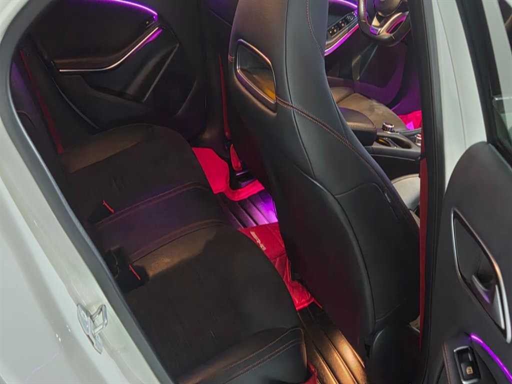 벤츠 A 클래스 A클래스 W176 A45 AMG 4MATIC 이미지 7