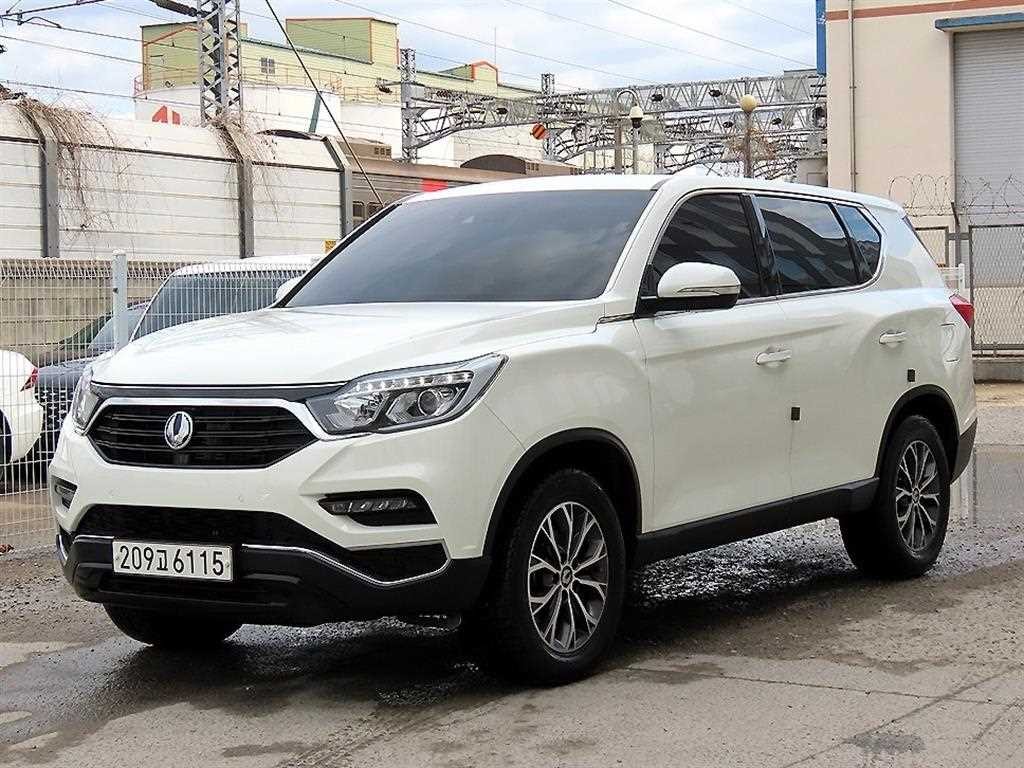 KG모빌리티(쌍용) 렉스턴 G4렉스턴 디젤 2.2 2WD 럭셔리 이미지 2
