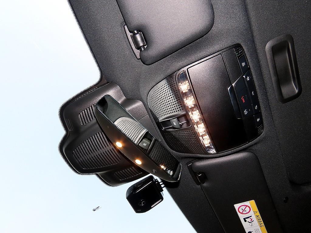 벤츠 CLS 클래스 CLS클래스 C257 CLS 300d 4MATIC 이미지 16