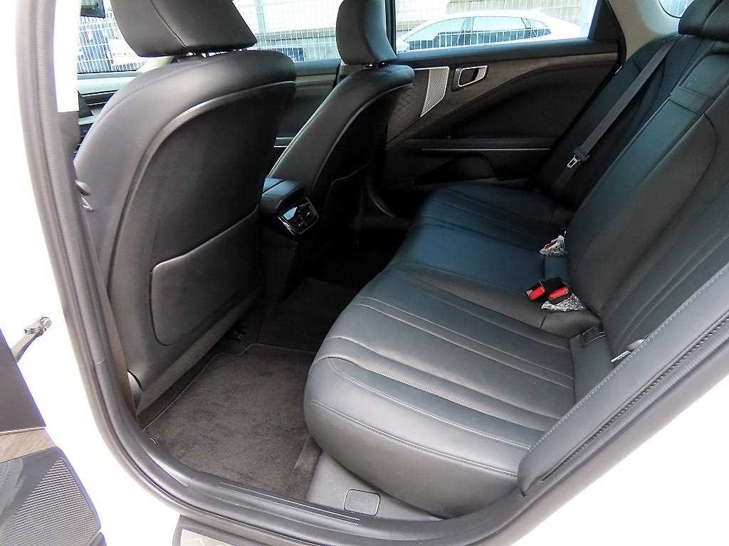 기아 K8 3.5 LPG 2WD 렌터카 스탠다드 이미지 6