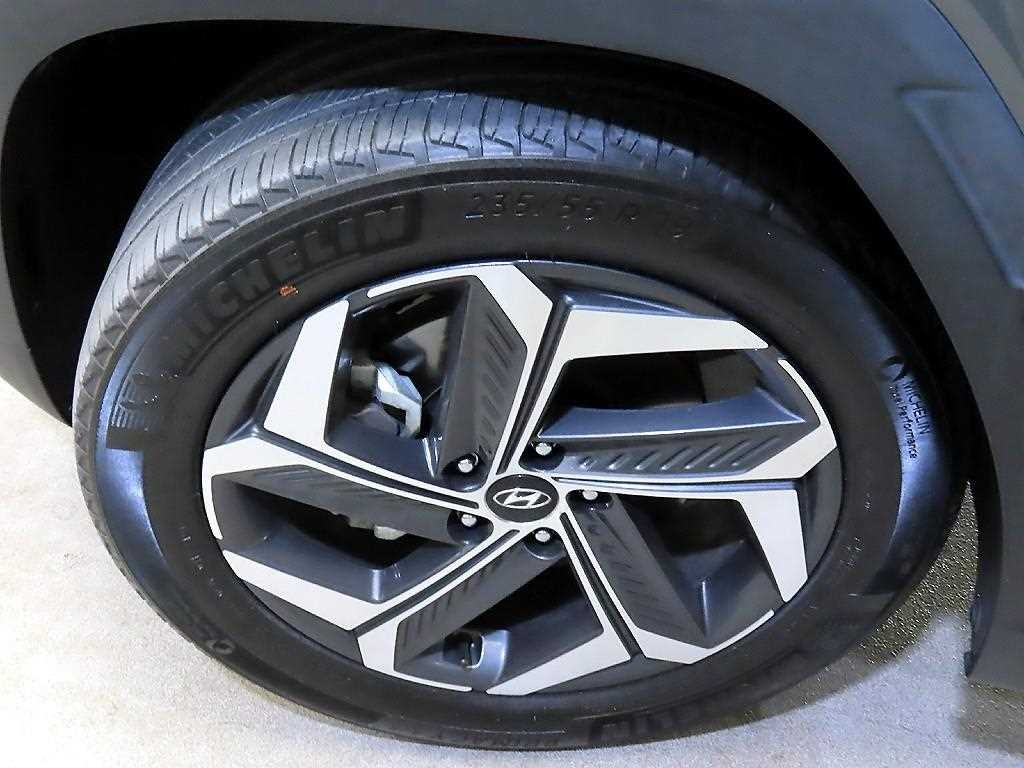 현대 투싼 투싼 (NX4) 가솔린 1.6 터보 2WD 인스퍼레이션 이미지 20