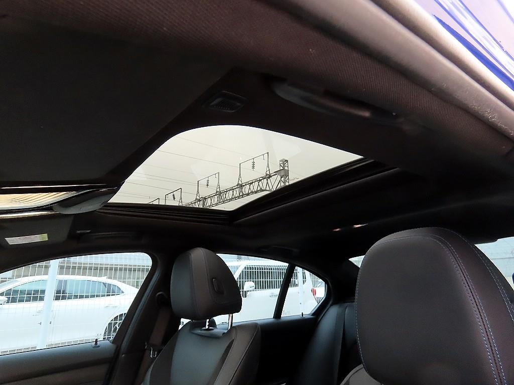BMW 3시리즈 3시리즈 (G20) 320d M 스포츠 이미지 17