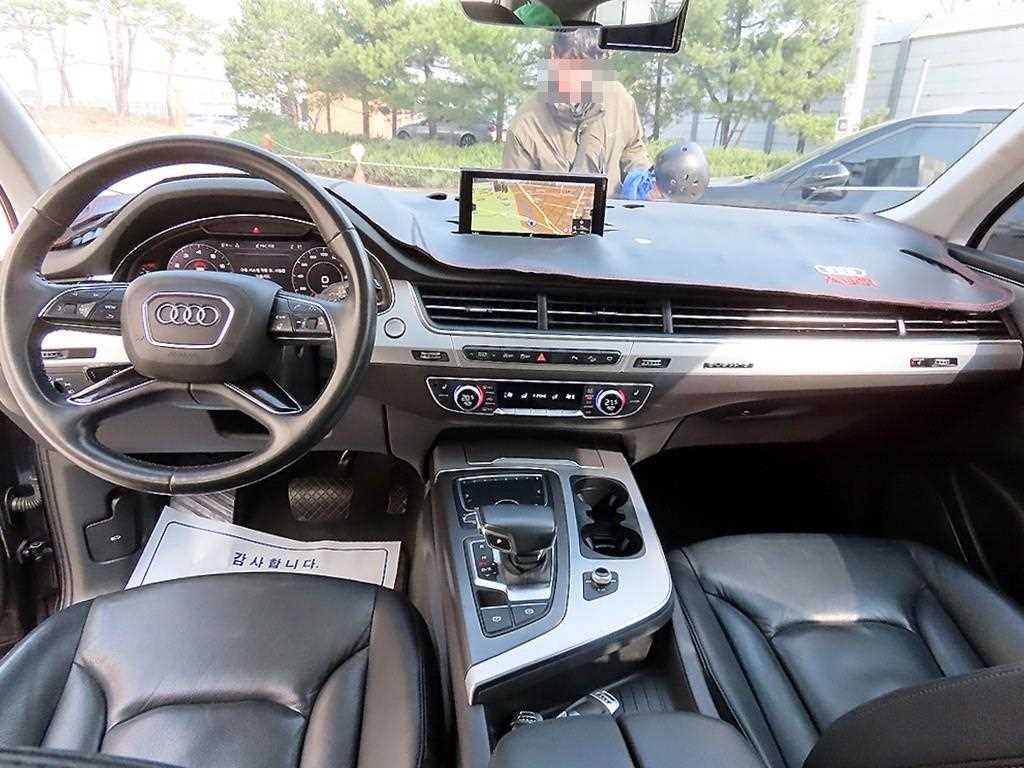 아우디 Q7 Q7 (4M) 45 TFSI 콰트로 이미지 7