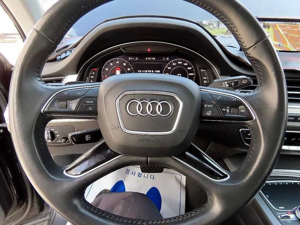 아우디 Q7 Q7 (4M) 45 TFSI 콰트로 이미지 8