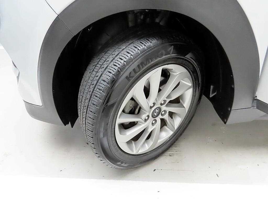 현대 투싼 올뉴투싼 디젤 1.7 2WD 모던 이미지 20