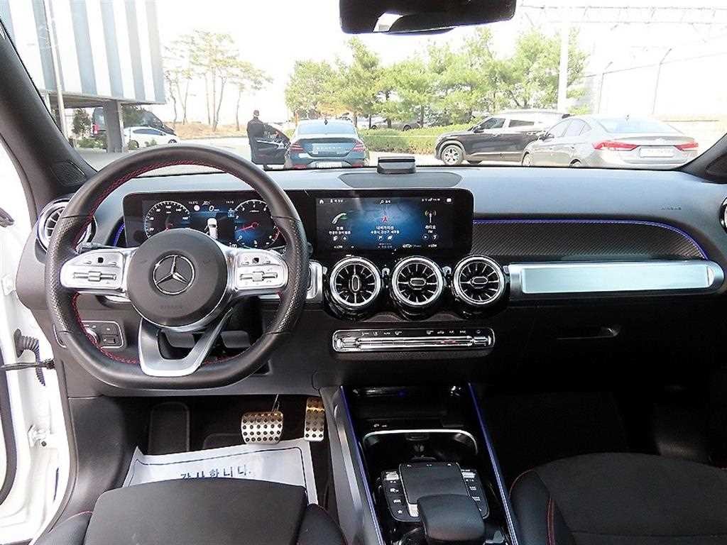 벤츠 GLB 클래스 GLB클래스 X247 GLB 250 4MATIC 이미지 8