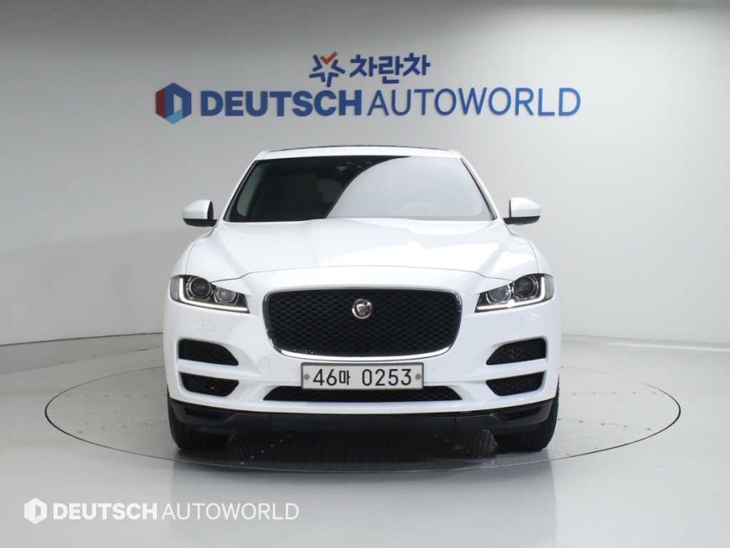 재규어 F-PACE 20d 프레스티지 이미지 3