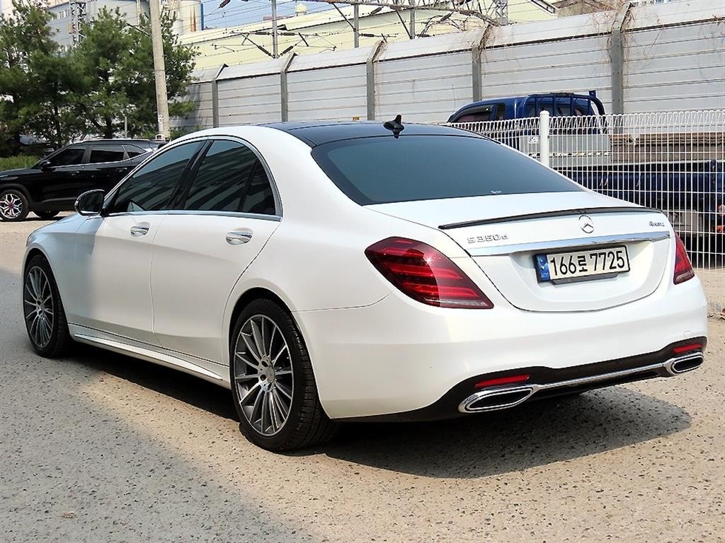 벤츠 S 클래스 S클래스-W222 S 350 d 4MATIC 이미지 3