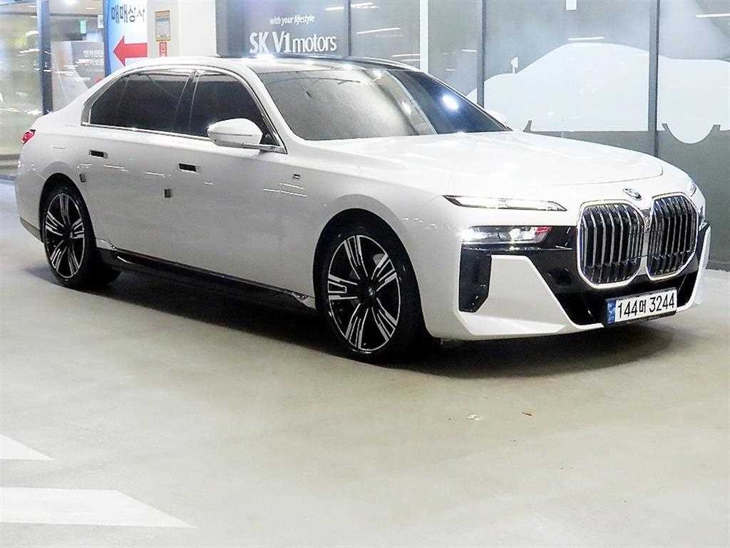 BMW 7시리즈 7시리즈 (G70) 750e xDrive M 스포츠 이미지 1
