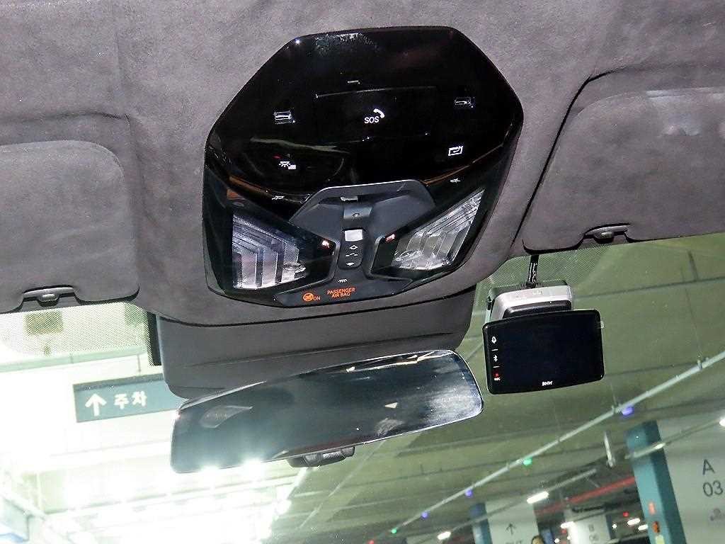 BMW 7시리즈 7시리즈 (G70) 750e xDrive M 스포츠 이미지 15