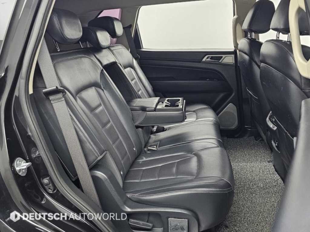 KG모빌리티(쌍용) 렉스턴 G4렉스턴 디젤 2.2 2WD 마제스티 이미지 12