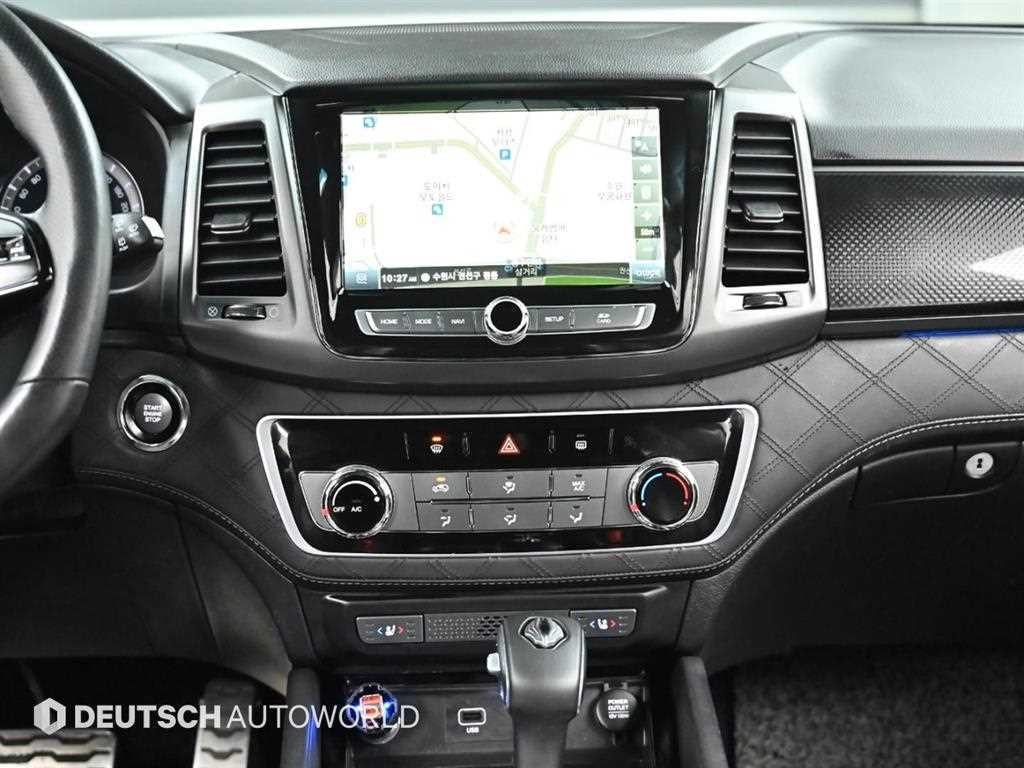 KG모빌리티(쌍용) 렉스턴 G4렉스턴 디젤 2.2 4WD 화이트 에디션 이미지 14