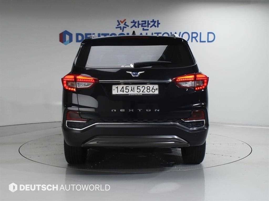 KG모빌리티(쌍용) 렉스턴 G4렉스턴 디젤 2.2 4WD 화이트 에디션 이미지 4