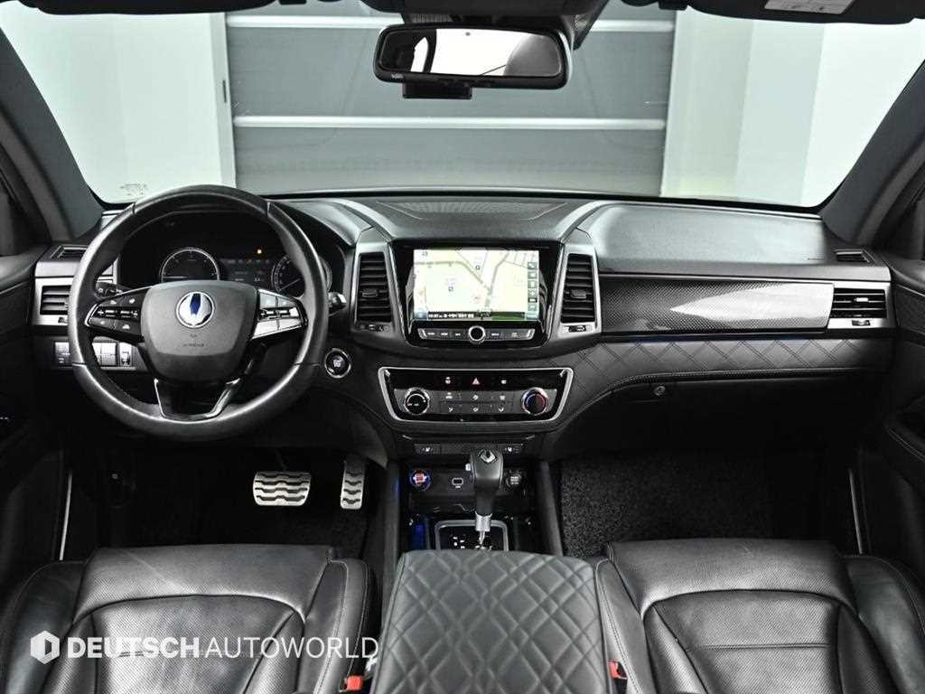 KG모빌리티(쌍용) 렉스턴 G4렉스턴 디젤 2.2 4WD 화이트 에디션 이미지 7