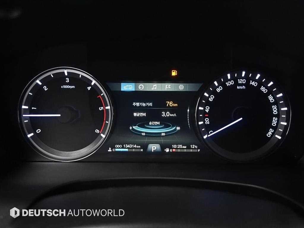 KG모빌리티(쌍용) 렉스턴 G4렉스턴 디젤 2.2 4WD 화이트 에디션 이미지 8