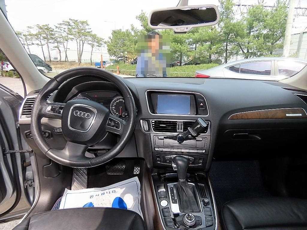 아우디 Q5 2.0 TDI 콰트로 다이나믹 이미지 6